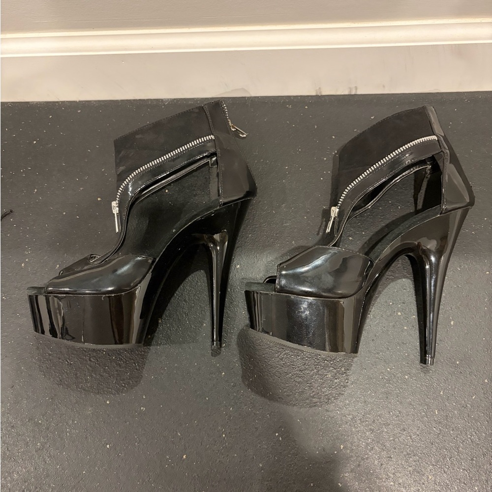 Pleaser Black Zipper Platform Heels 7 - Picture 7 of 8